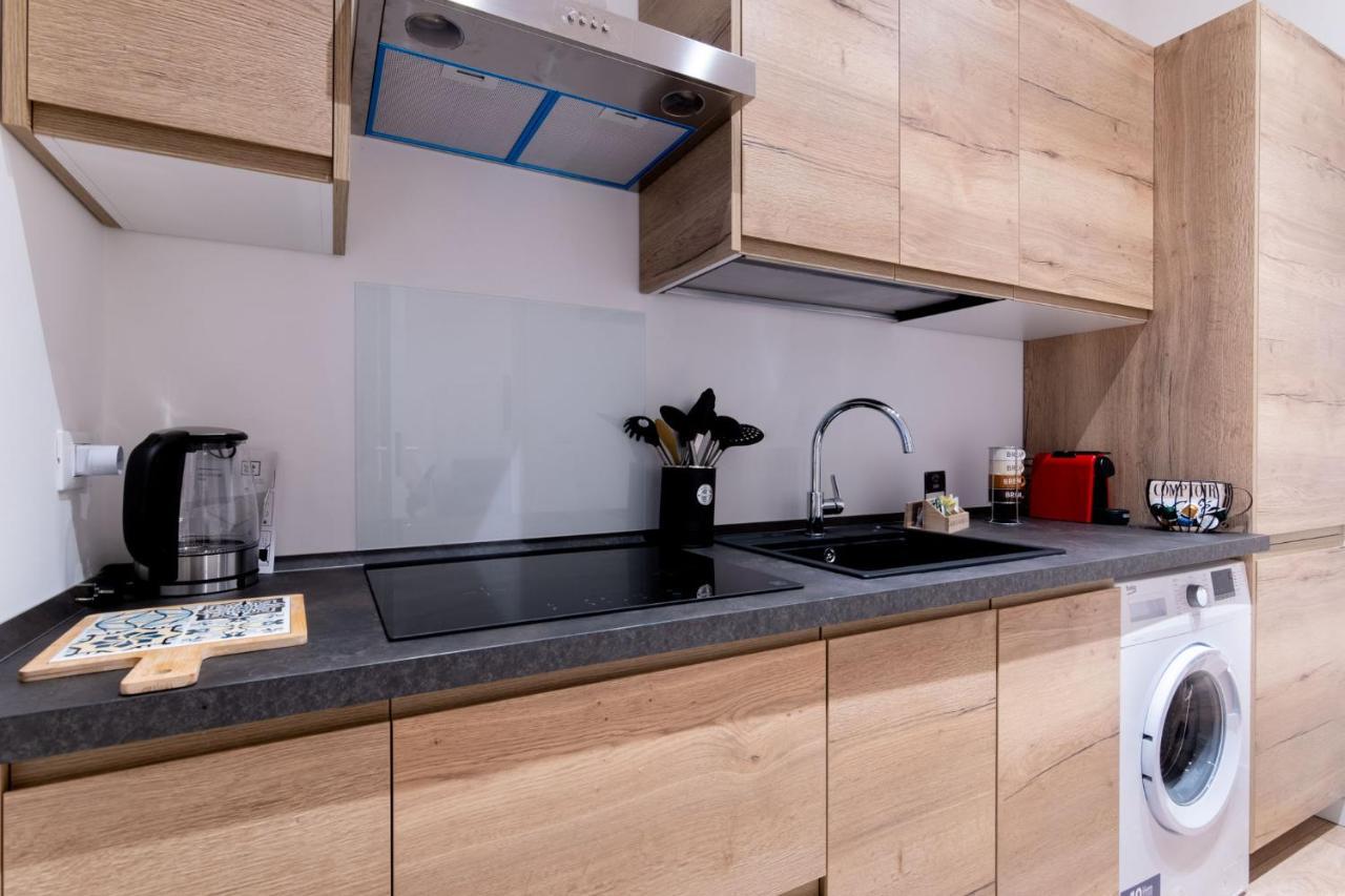 Sarale Apartments ปาแลร์โม ภายนอก รูปภาพ