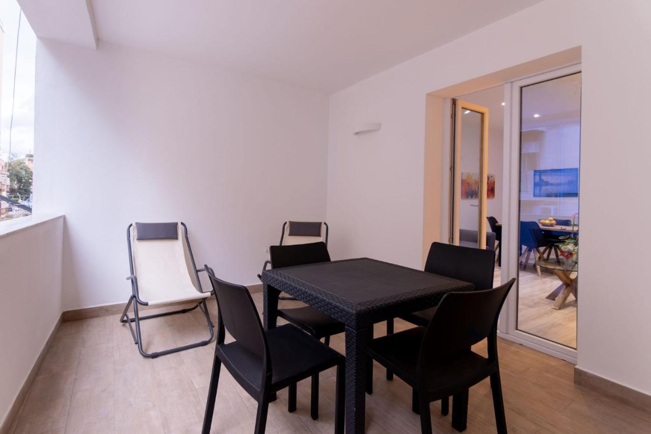 Sarale Apartments ปาแลร์โม ภายนอก รูปภาพ